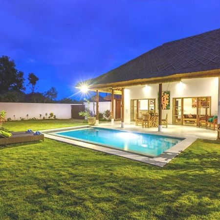 Villa Manava Uluwatu Eksteriør billede